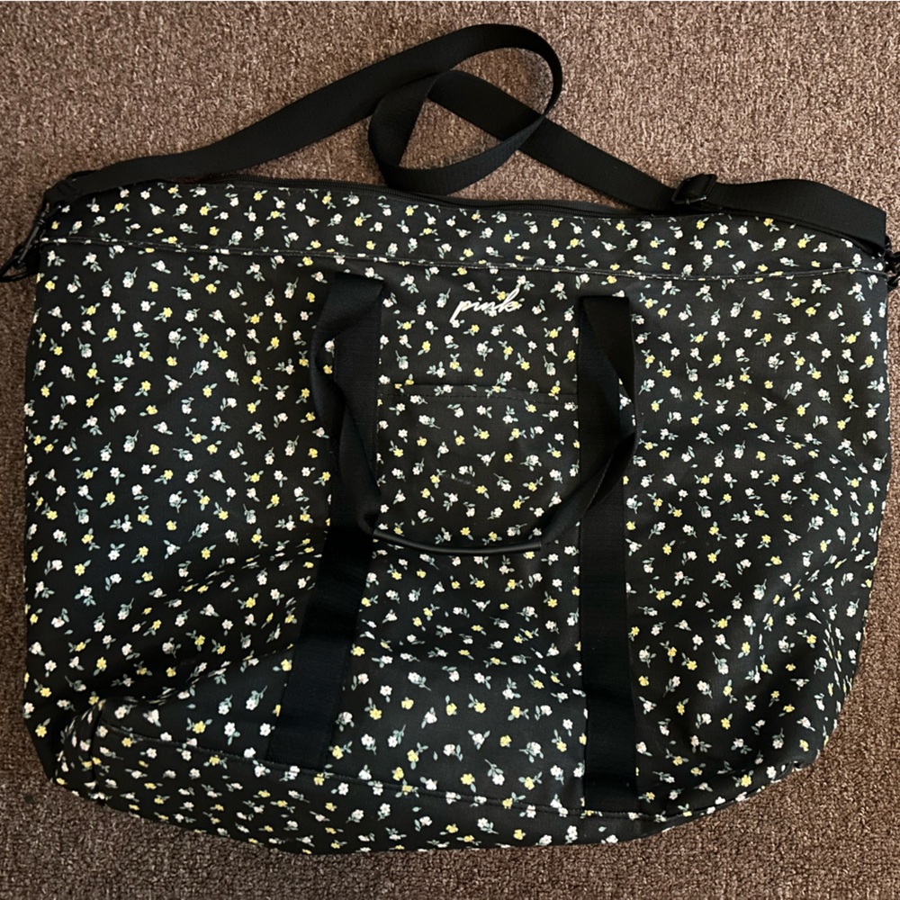 Pink VS Duffle Bag